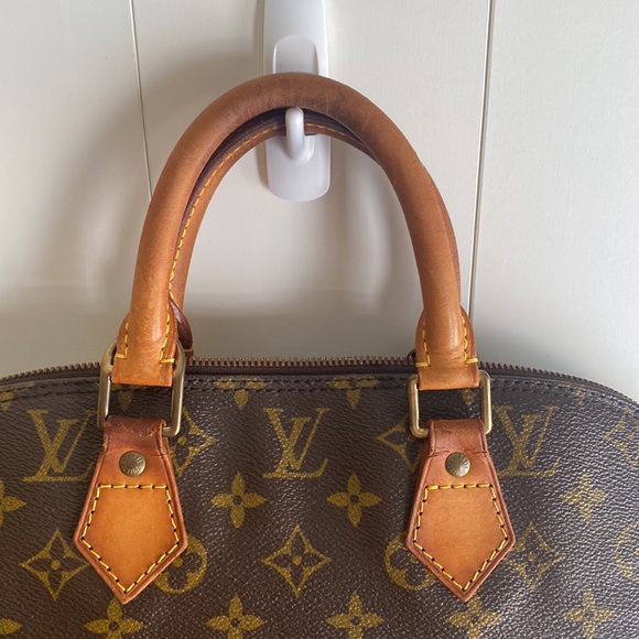 Louis Vuitton Monogram ALMA PM SATCHEL BAG ~💯  Authentic - Picture 16 of 16